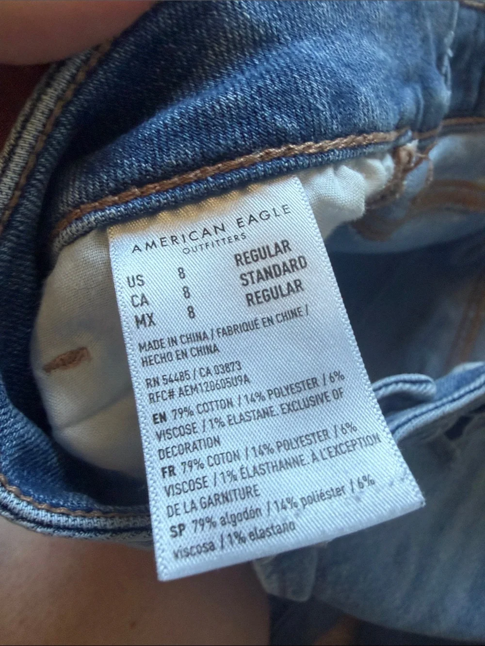 American Eagle Stretch Jeans - Picture 4 of 5